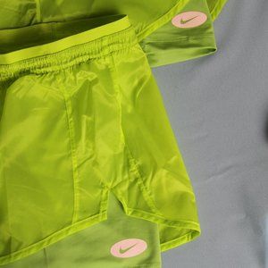 nike woman shorts